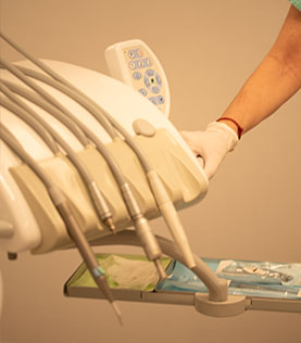 Material quirúrgico para realizar implantes dentales en Bilbao en el Instituto Médico Viator